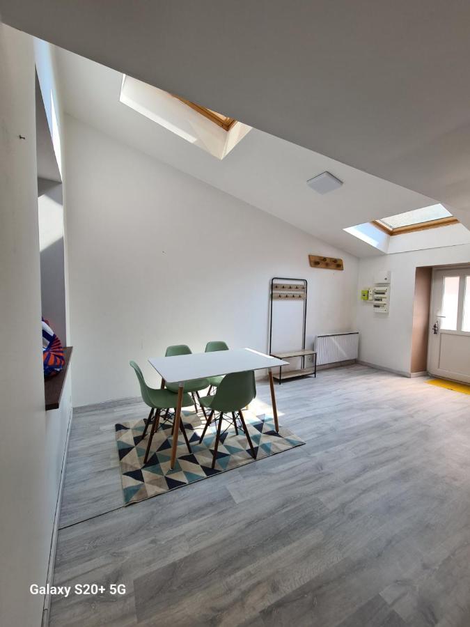 Apartament Au Vieux Vesoul Zewnętrze zdjęcie